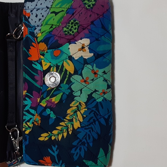 Vera Bradley Midnight Blue Trifold Crossbody Wallet, Retired Pattern - Picture 5 of 10